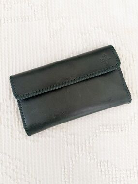 Lyons Leather Co. Travel Wallet Forest Green Leather